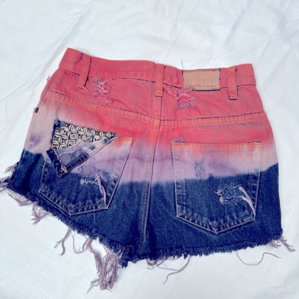 Calvin Klein disressed jean shorts high waist studded ombre destroyed w25" CK